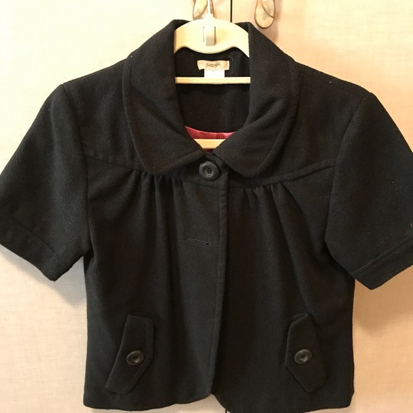 Short Sleeve Jacket - Picture 1 of 3